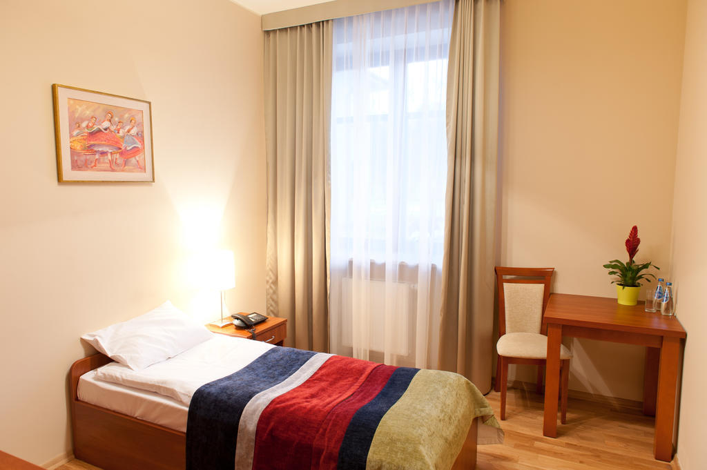 Ckm Centrum Konferencyjne Mazowsze Otrebusy Bilik gambar