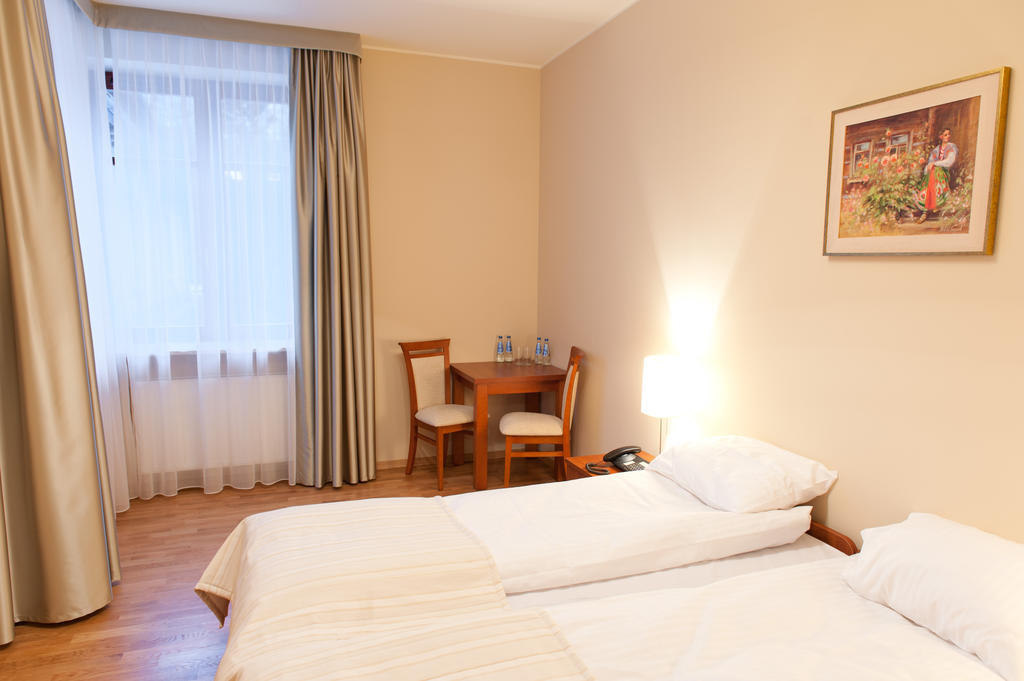 Ckm Centrum Konferencyjne Mazowsze Otrebusy Luaran gambar
