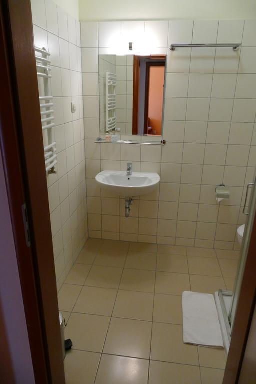 Ckm Centrum Konferencyjne Mazowsze Otrebusy Luaran gambar