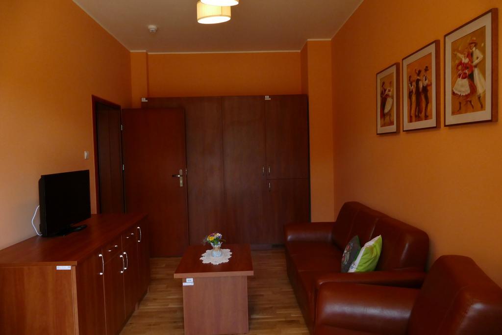 Ckm Centrum Konferencyjne Mazowsze Otrebusy Luaran gambar
